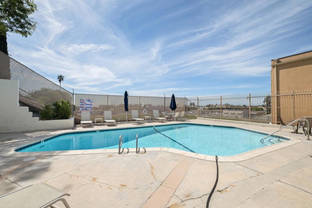 5510 Adelaide Avenue - photo 9