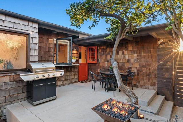 Detail Gallery Image 32 of 62 For 2034 36 Mackinnon Ave, Cardiff By The Sea,  CA 92007 - 5 Beds | 4 Baths