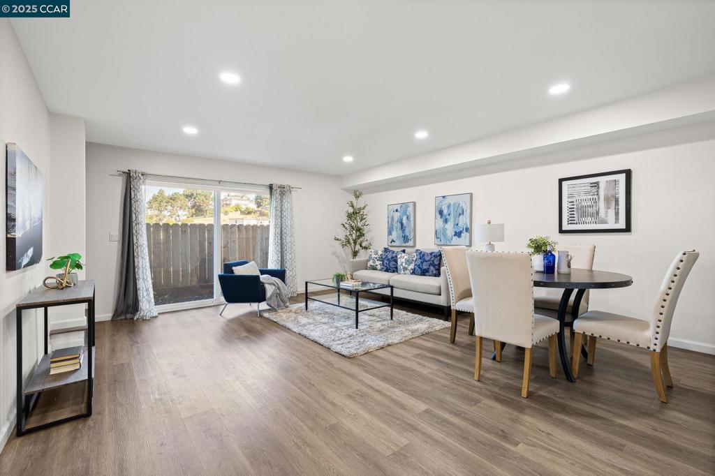 371 Joan Vista Street