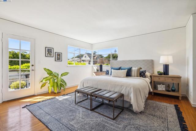 1630 Dayton Ave, Alameda CA: https://media.crmls.org/mediaz/20c8fa99-87fb-4ca7-b083-5bdbc67d3871.jpg
