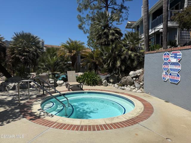 29105 Thousand Oaks Boulevard, Agoura Hills CA: https://media.crmls.org/mediaz/20c9e495-5f7b-4cef-b35b-9d12d6cd7bb1.jpg