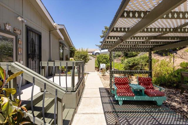 Detail Gallery Image 34 of 39 For 18218 Paradise Mountain Rd #206,  Valley Center,  CA 92082 - 2 Beds | 2 Baths