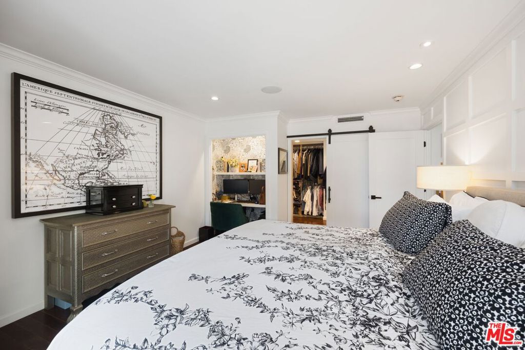 MLS #25608433 image #17