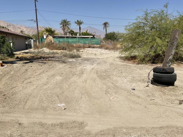 3867 Palo Verde Drive, Thermal CA: https://media.crmls.org/mediaz/20cb72d6-532c-420f-a284-aa86e306aaab.jpg