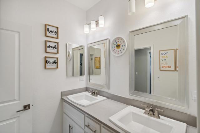 2610 Lighthouse Lane, Marina CA: https://media.crmls.org/mediaz/20cb7c41-a842-42ce-835e-375c5a6a53d1.jpg