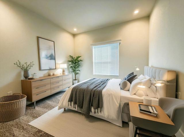 445 N Capitol Avenue, San Jose CA: https://media.crmls.org/mediaz/20cc271d-2246-411c-956e-844acbbe0718.jpg