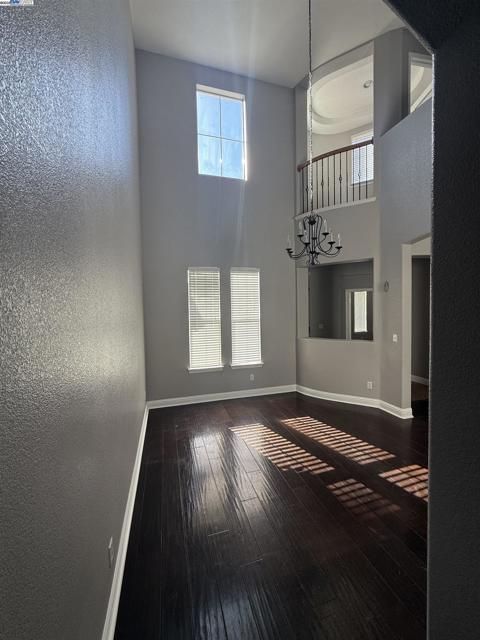 Image 2 of 44 For 9471 Mourverde Court