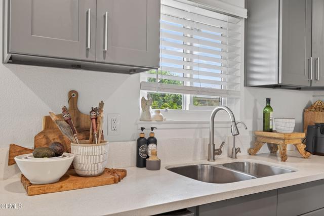 269 E Elfin Green, Port Hueneme CA: https://media.crmls.org/mediaz/20cc7218-d606-4dcb-a790-a9f40b769e6e.jpg
