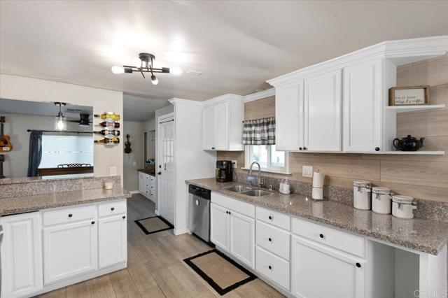 4660 N River Road, Oceanside CA: https://media.crmls.org/mediaz/20cd2451-bf0f-49ab-bc64-1fe2f59f5e2c.jpg
