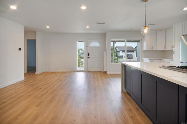1337 Calle Colnett, San Marcos CA: https://media.crmls.org/mediaz/20cdd769-300a-4a3a-b8a0-02c2be7d3387.jpg
