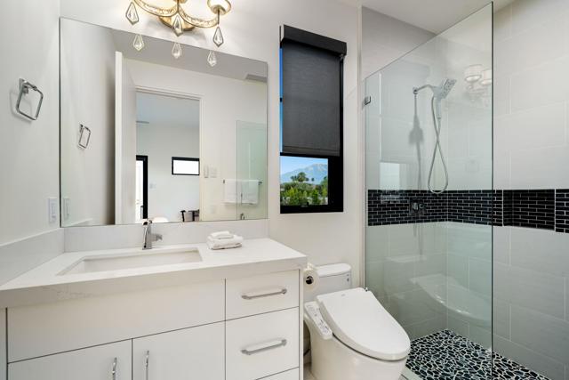 80980 Vista Galope, La Quinta CA: https://media.crmls.org/mediaz/20cee487-74fe-4b2d-821f-ce3977a6b334.jpg