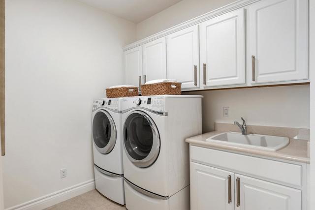 116 Carnoustie Drive, Half Moon Bay CA: https://media.crmls.org/mediaz/20d01cad-4b4b-4396-9231-b523fb366a6e.jpg