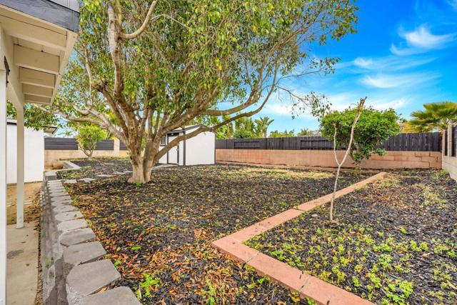Image 41 of 48 For 4664 Isleta Ave