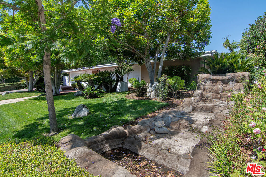 MLS #26841613 image #2