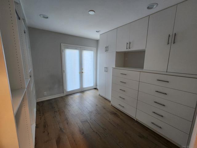 1402 Via Mil Cumbres, Solana Beach CA: https://media.crmls.org/mediaz/20d14a17-3af7-467a-b7b6-dadc6984158c.jpg