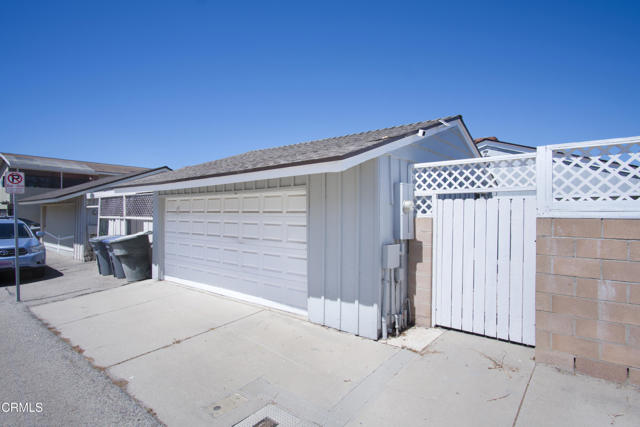 Detail Gallery Image 12 of 13 For 5230 Beachcomber St, Oxnard,  CA 93035 - 3 Beds | 2 Baths