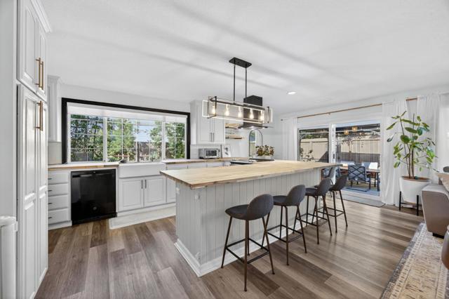 1295 Jasmine Way, Morgan Hill CA: https://media.crmls.org/mediaz/20d1f717-36df-49f7-9327-bbd373d7c7cb.jpg