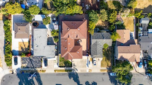 6176 Thomas Ave, Newark CA: https://media.crmls.org/mediaz/20d3073f-5791-4812-9cf1-cdf9ea8ad743.jpg