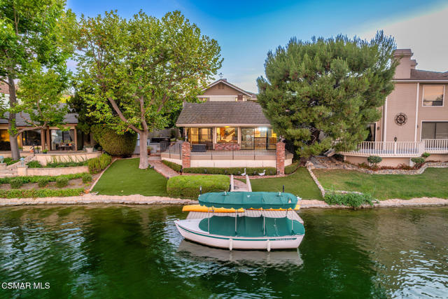 1275 Westwind Circle, Westlake Village CA: https://media.crmls.org/mediaz/20d3c0d2-3458-4295-b0c4-aa8c01bf5922.jpg