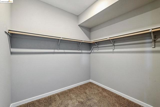 2400 Adeline ST, Oakland CA: https://media.crmls.org/mediaz/20d3c69b-be7b-4bb4-acff-b914bcf9fa61.jpg