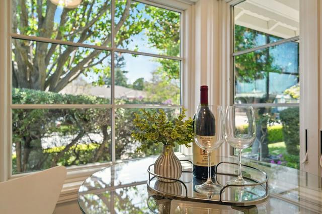 1405 Oakhurst Avenue, San Carlos CA: https://media.crmls.org/mediaz/20d41af5-c4f2-46ea-883b-18c8b7cc3ba8.jpg