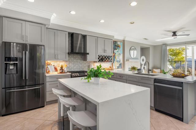 Detail Gallery Image 9 of 35 For 11393 Vista Elevada, San Diego,  CA 92131 - 3 Beds | 2/1 Baths