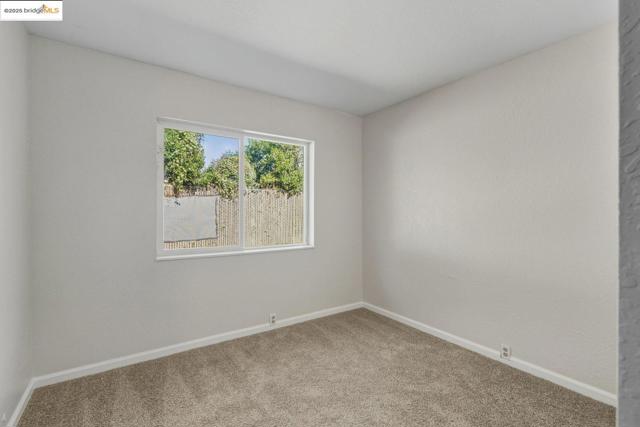 1311 Madison PL, Woodland CA: https://media.crmls.org/mediaz/20d6bec9-69d1-41bc-bd3e-97372d4f2057.jpg