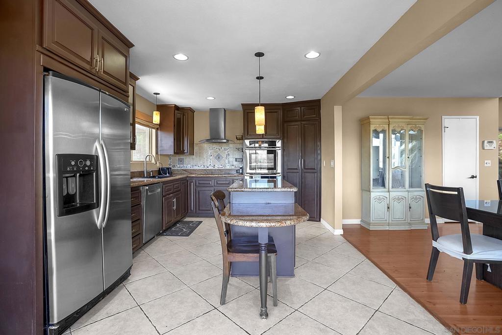 Escondido - photo 10