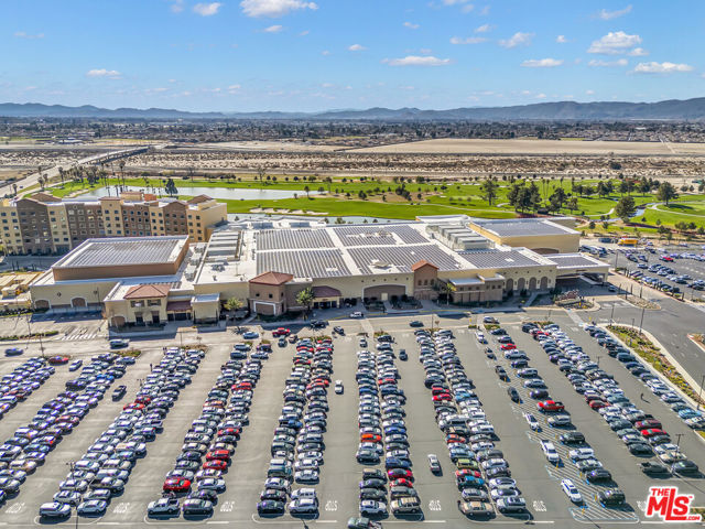345 N State Street, San Jacinto CA: https://media.crmls.org/mediaz/20d71e1b-0c72-4910-9484-8ac62d6860ae.jpg