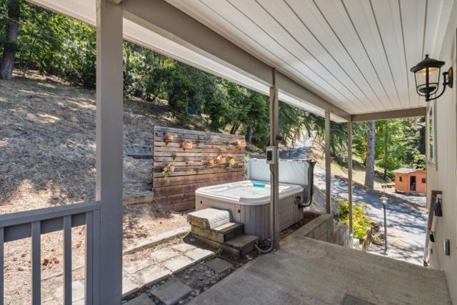 24895 Skyland Road, Los Gatos CA: https://media.crmls.org/mediaz/20d7e526-9d76-4065-a436-55ee9b4bc358.jpg