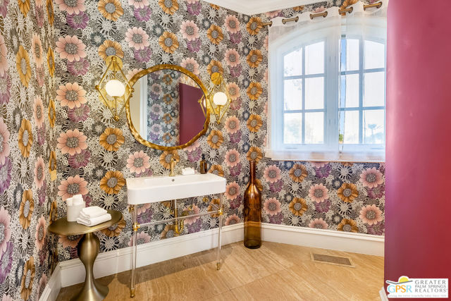 1 Saint Petersburg Court, Rancho Mirage CA: https://media.crmls.org/mediaz/20d89878-8963-4105-9323-adf3a08f0b85.jpg