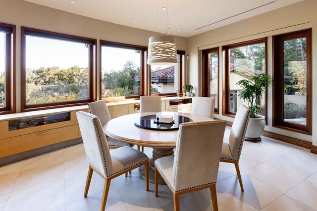 27500 La Vida Real, Los Altos Hills CA: https://media.crmls.org/mediaz/20d9049e-c846-4193-817d-484a9e47511d.jpg