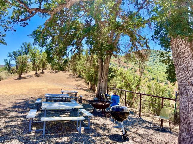 Image 2 of 32 For 20505 Coalinga Road