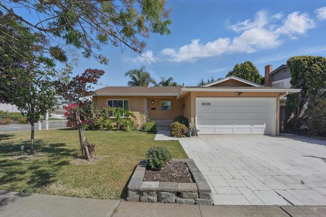 4510 Calaveras Avenue, Fremont CA: https://media.crmls.org/mediaz/20dc5760-5233-47dc-8373-50f9bcfb3252.jpg