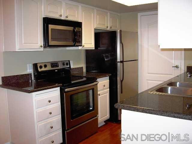 12075 Alta Carmel Ct