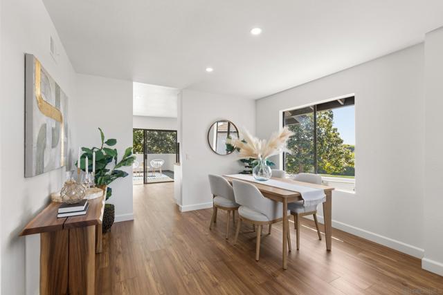 Image 6 of 37 For 863 Violet Ct