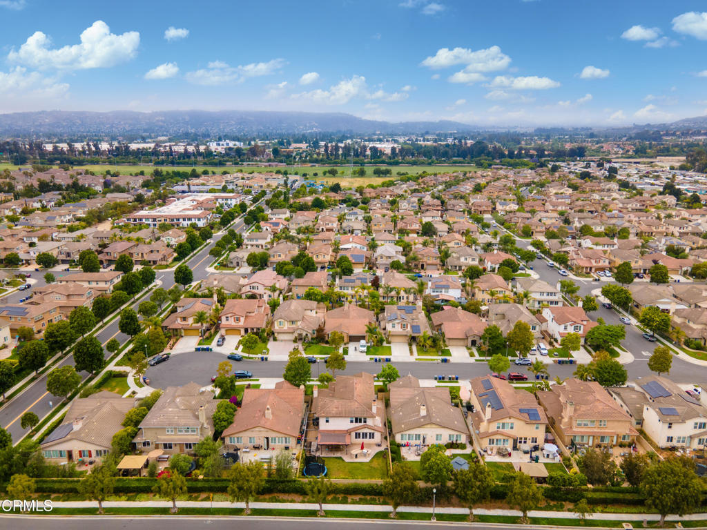 3752 Hedge Lane