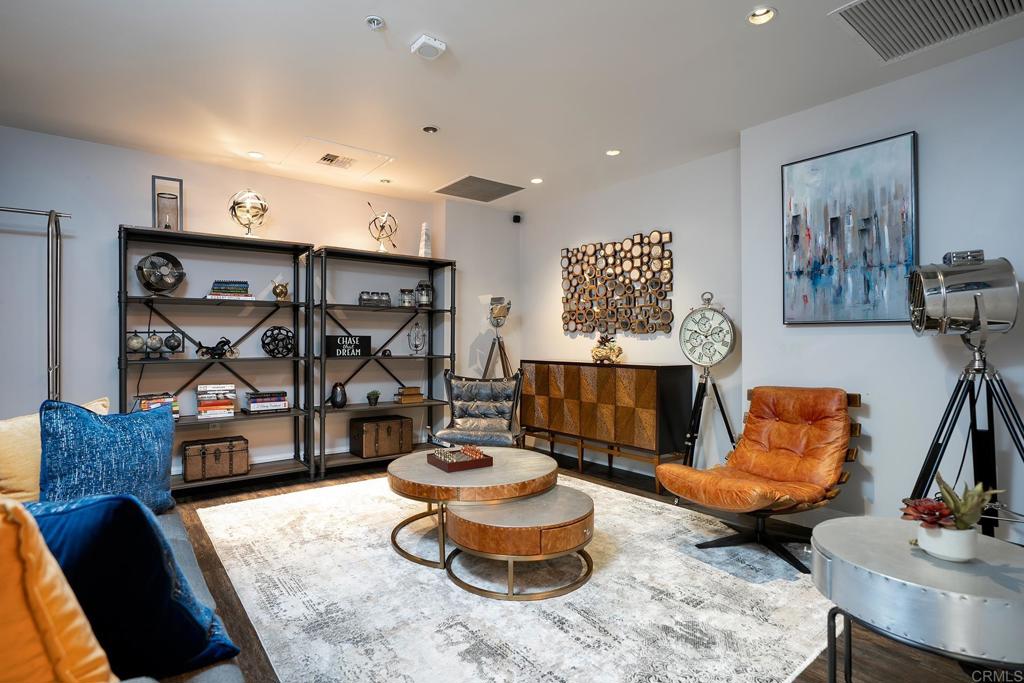 1150 J St - photo 4