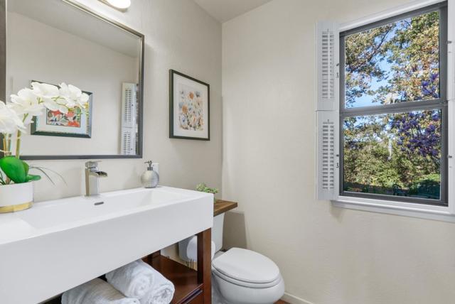 925 Skyward Drive, Aptos CA: https://media.crmls.org/mediaz/20deff6a-68d0-4ef3-982f-6b9549d5b81d.jpg