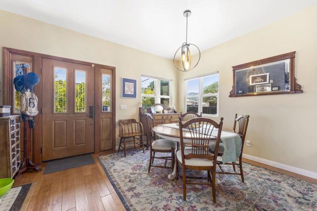2216 Crest Dr, El Cajon CA: https://media.crmls.org/mediaz/20dfb694-32ca-4f30-b9fc-3cd7d4109617.jpg