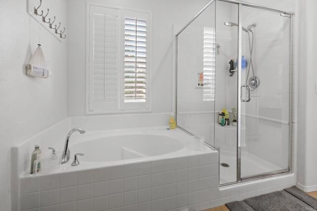 360 Calle Vela, San Marcos CA: https://media.crmls.org/mediaz/20dfbe14-8e56-43a4-a627-b53699e34154.jpg