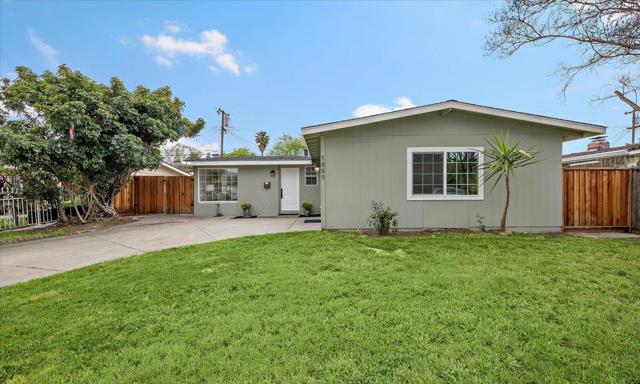 1889 Sarasota Way, San Jose CA: https://media.crmls.org/mediaz/20dfd580-aa9b-4ae6-acd1-fdc368933258.jpg