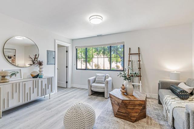 19680 Crestbrook Drive, Saratoga CA: https://media.crmls.org/mediaz/20e06106-431f-4f70-8da3-c1ba1d466c1f.jpg