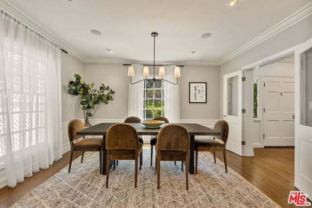 8023 Hemet Place, Los Angeles CA: https://media.crmls.org/mediaz/20e0b9f6-2a42-4492-98d4-648a1f8b80b8.jpg