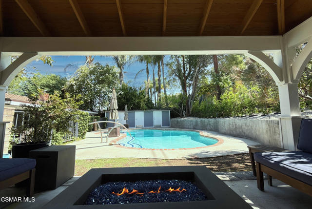 4748 Conejo Avenue, Woodland Hills CA: https://media.crmls.org/mediaz/20e0ce0f-494b-4128-87ad-bfbfa06b8dd0.jpg