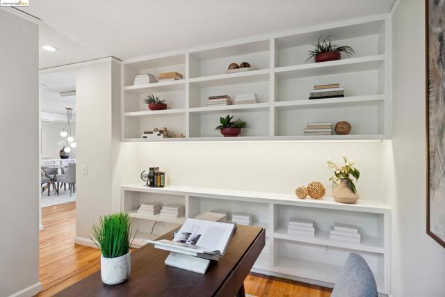 Image 27 of 59 For 5980 Harbord Dr