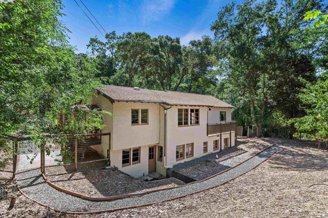 3476 Springhill Rd, Lafayette CA: https://media.crmls.org/mediaz/20e1e2af-6148-4c9b-a215-287396fce37f.jpg
