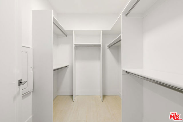 1248 Lodi Place, Los Angeles CA: https://media.crmls.org/mediaz/20e2845f-4466-4b01-a29b-bd0bd630fc9c.jpg