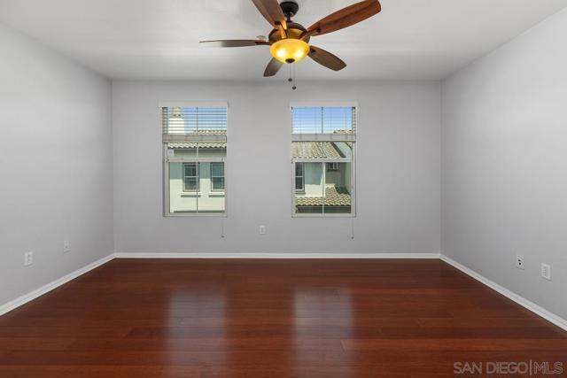 1623 Gila Ct, Chula Vista CA: https://media.crmls.org/mediaz/20e37106-28e1-48da-8015-ebec9c60f94e.jpg