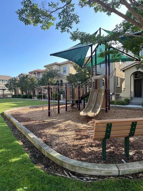 878 Luz Del Sol Loop, Milpitas CA: https://media.crmls.org/mediaz/20e4005b-6d30-427b-b328-8594fc045e1c.jpg
